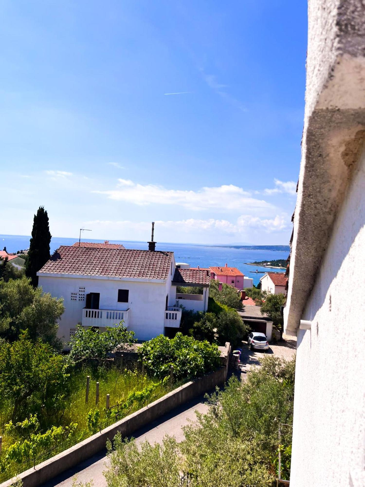 Marvil Cozy With Private Terrace And Free Parking Apartamento Krk Town