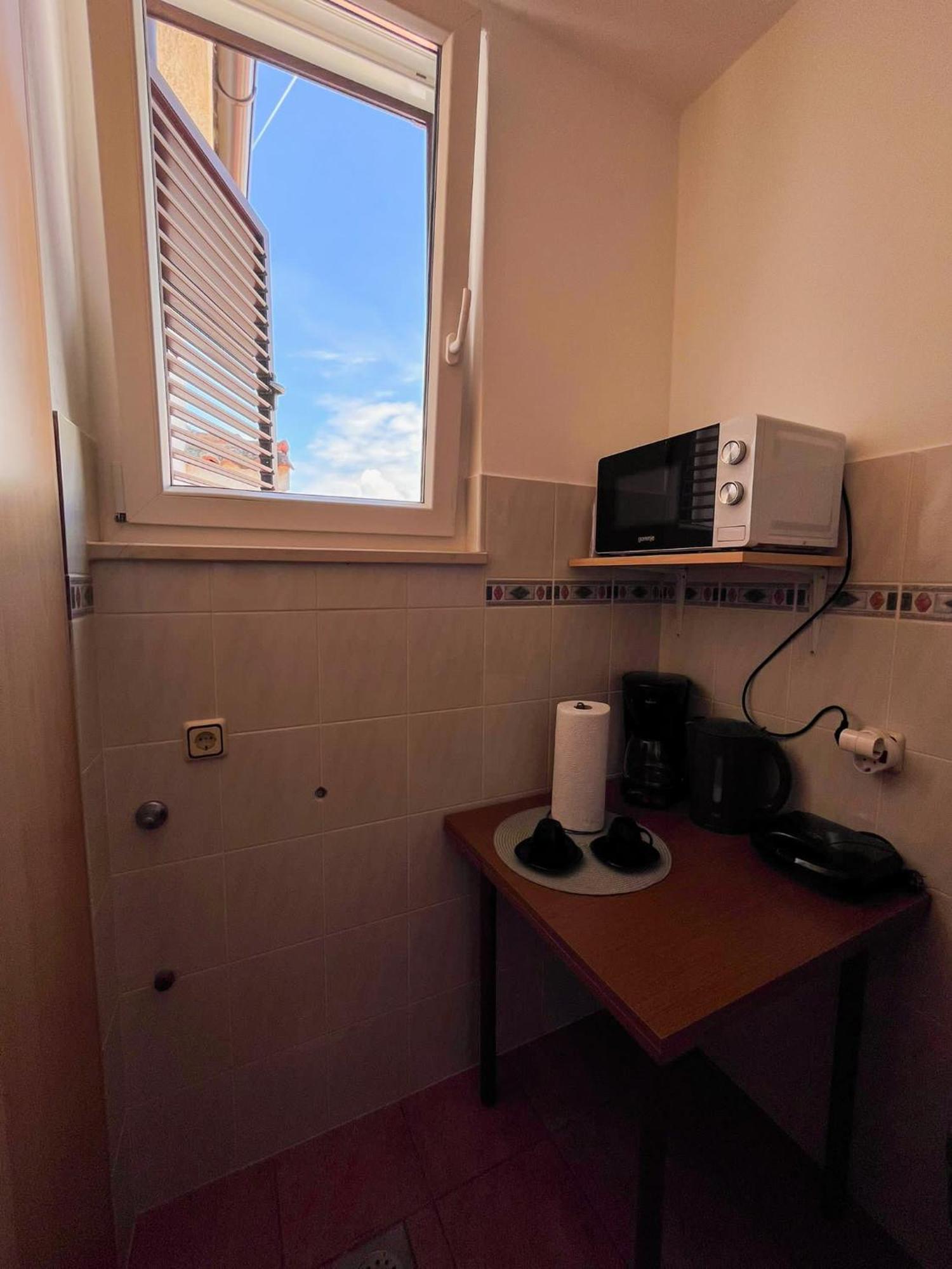 Marvil Cozy With Private Terrace And Free Parking * Krk Town